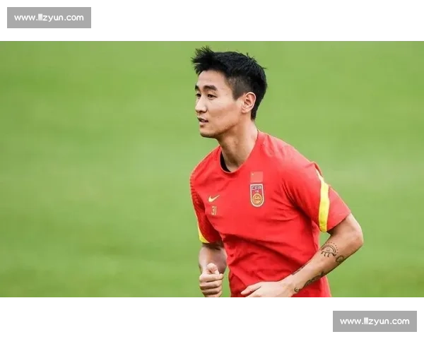 广州队老队长怒批韦世豪:贪得无厌毁球队,球迷区对骂引争议